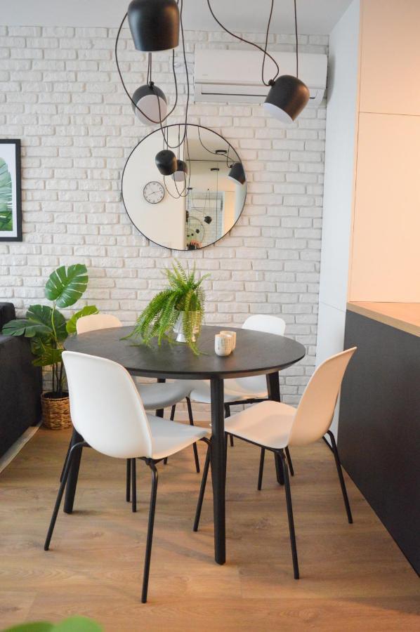 The Black & White Oasis Beograd Ngoại thất bức ảnh